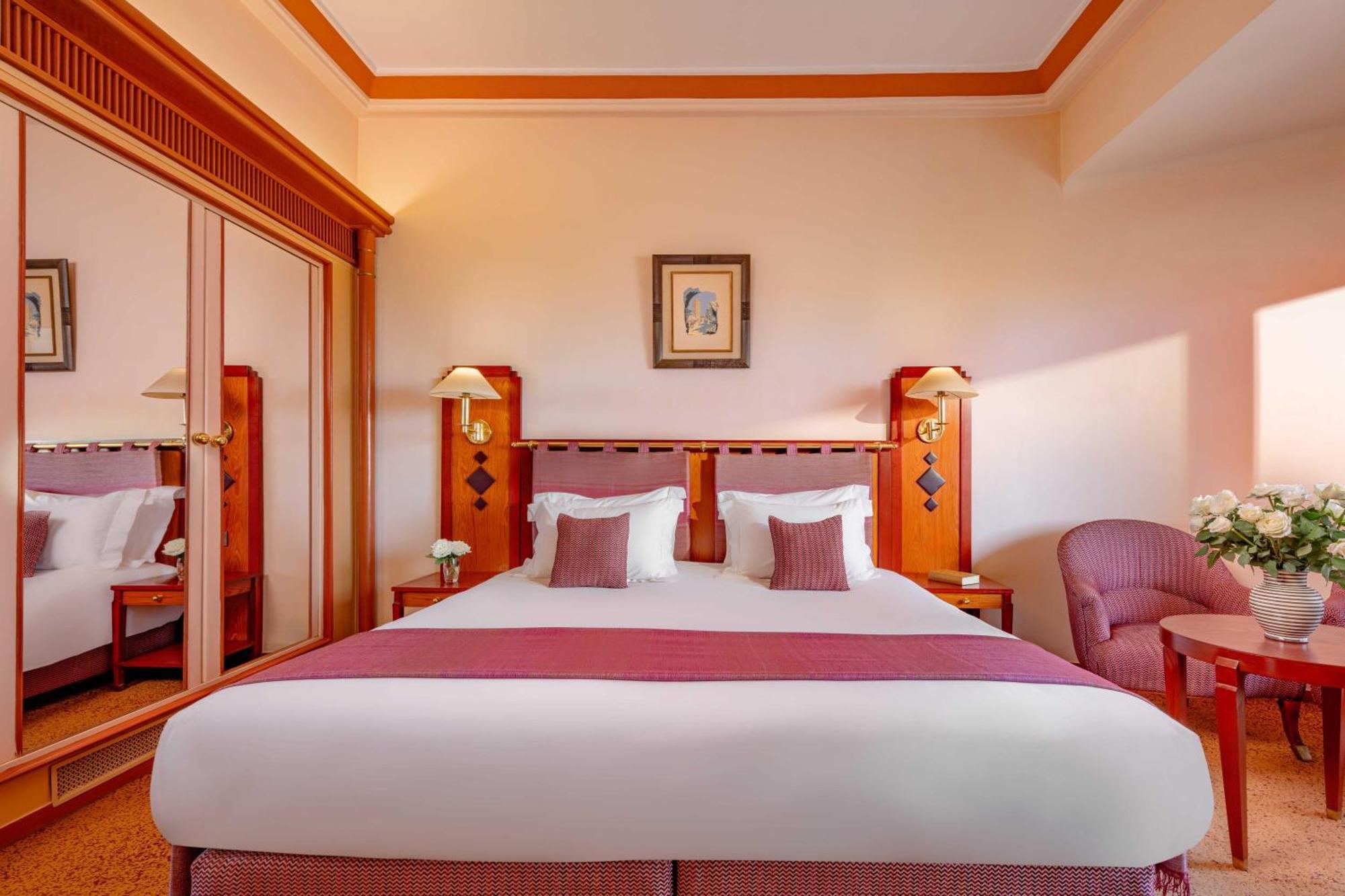 Es Saadi Marrakech Resort - Hotel Marakeş Dış mekan fotoğraf A room at the hotel